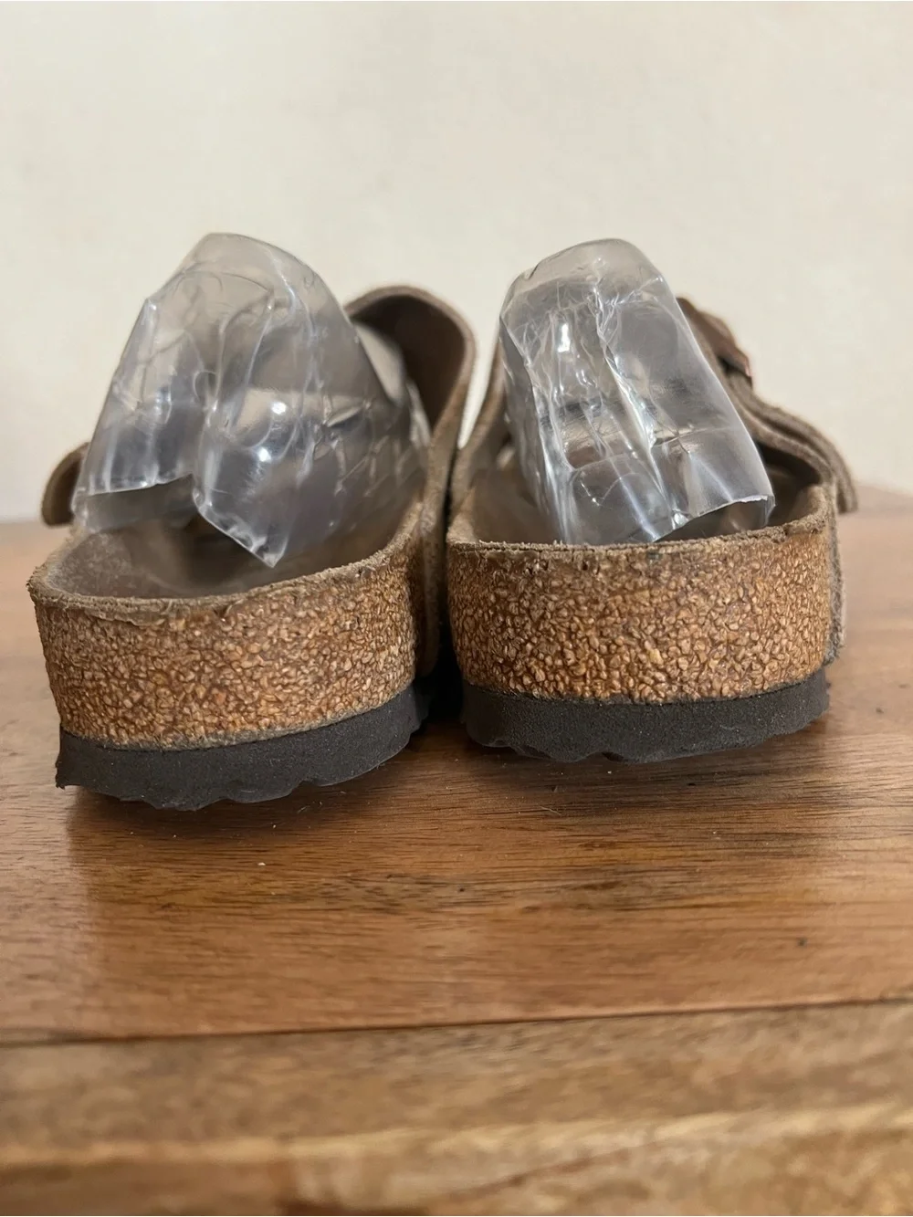 Birkenstock Arizona Tan Suede Sandals Size 40 M US 7-7.5 WUS 9 to 9.5